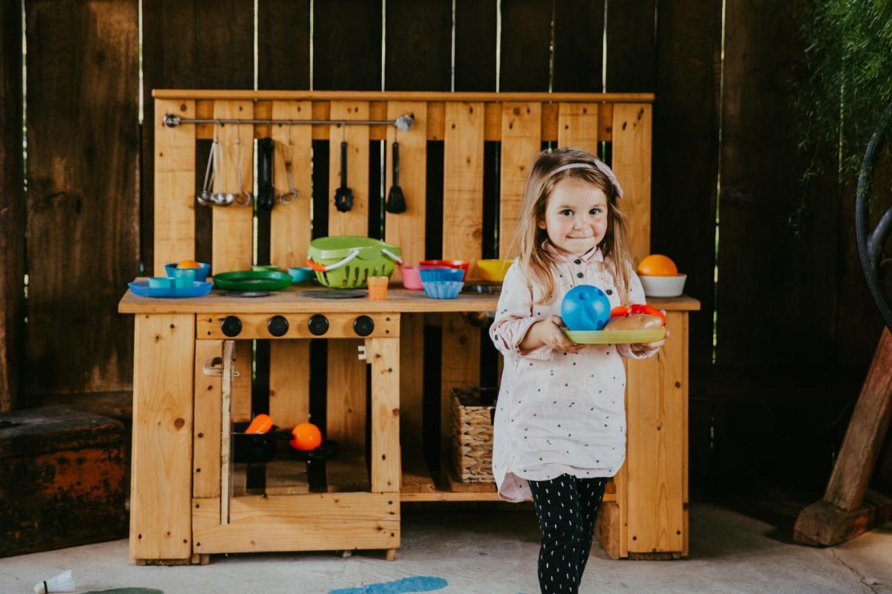 Treehouse Drevesna Hiska Strkovo Gnezdo Ranc Jures Hotel Ljutomer Ngoại thất bức ảnh