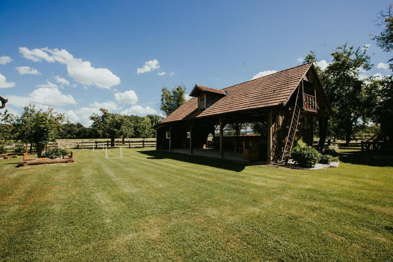 Treehouse Drevesna Hiska Strkovo Gnezdo Ranc Jures Hotel Ljutomer Ngoại thất bức ảnh