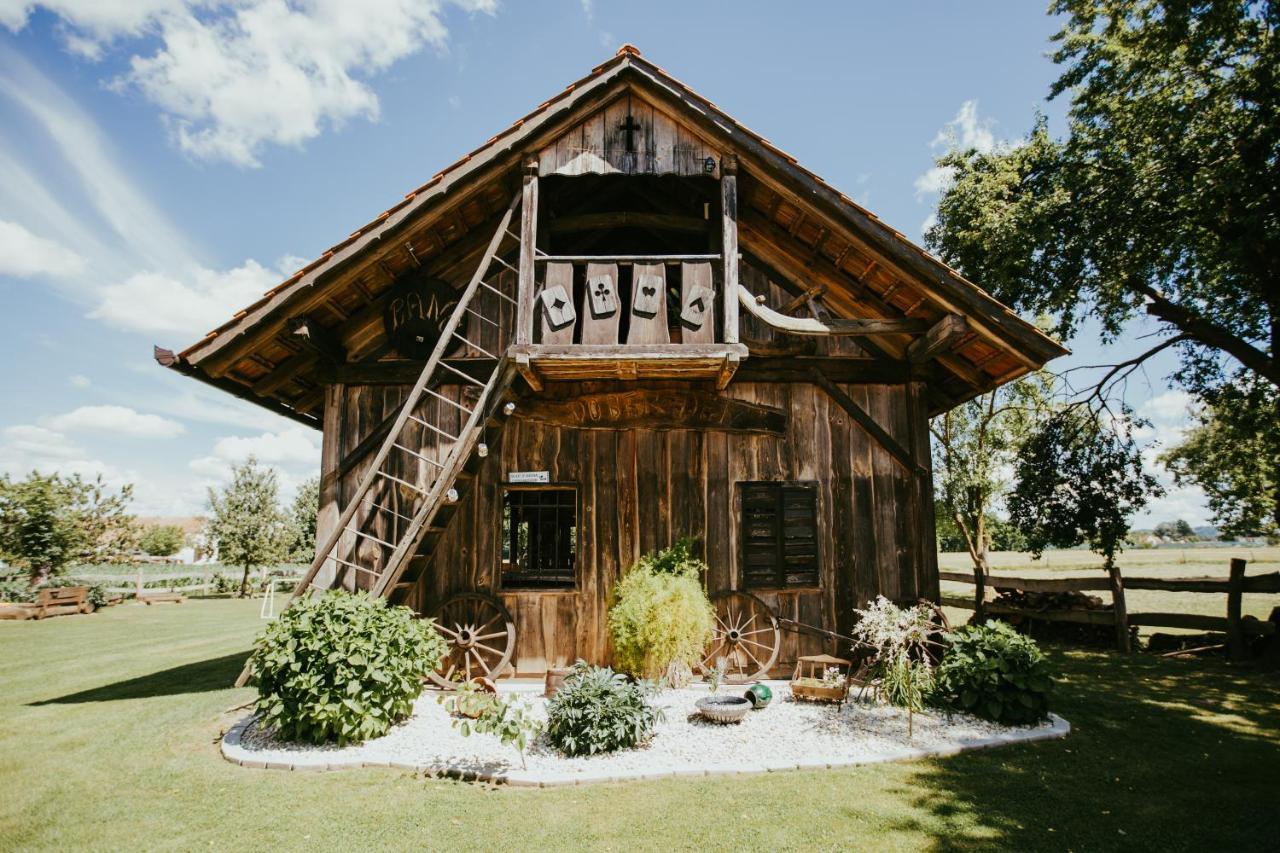 Treehouse Drevesna Hiska Strkovo Gnezdo Ranc Jures Hotel Ljutomer Ngoại thất bức ảnh